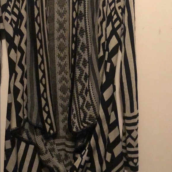 Sweater - Picture 2 of 3